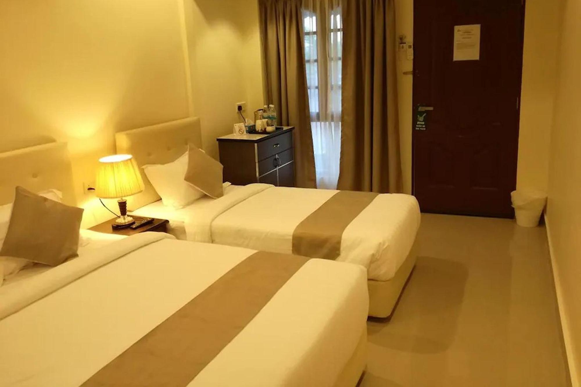 Alsafina Kijal Beach Resort & Restaurant Екстер'єр фото
