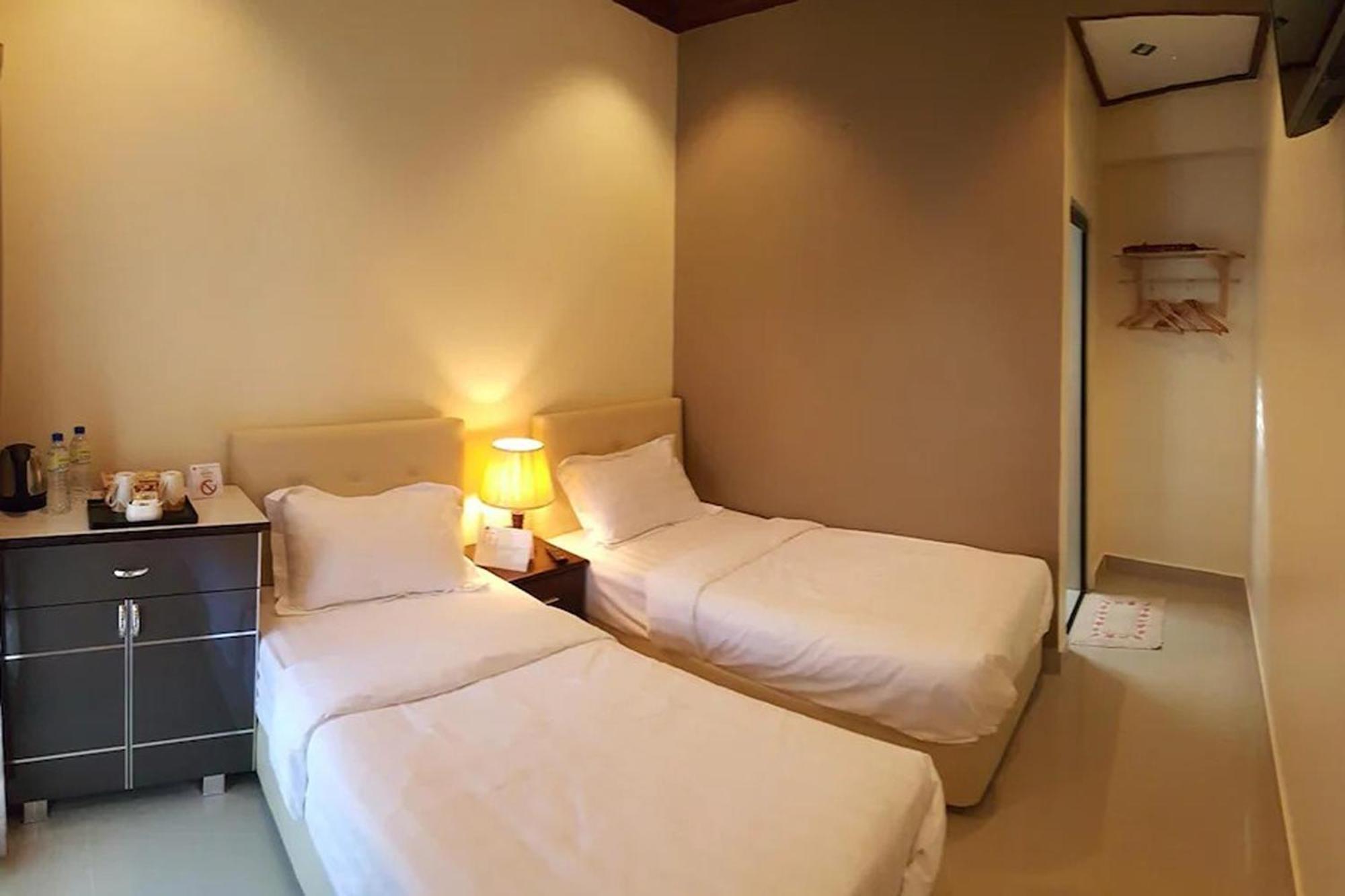 Alsafina Kijal Beach Resort & Restaurant Екстер'єр фото