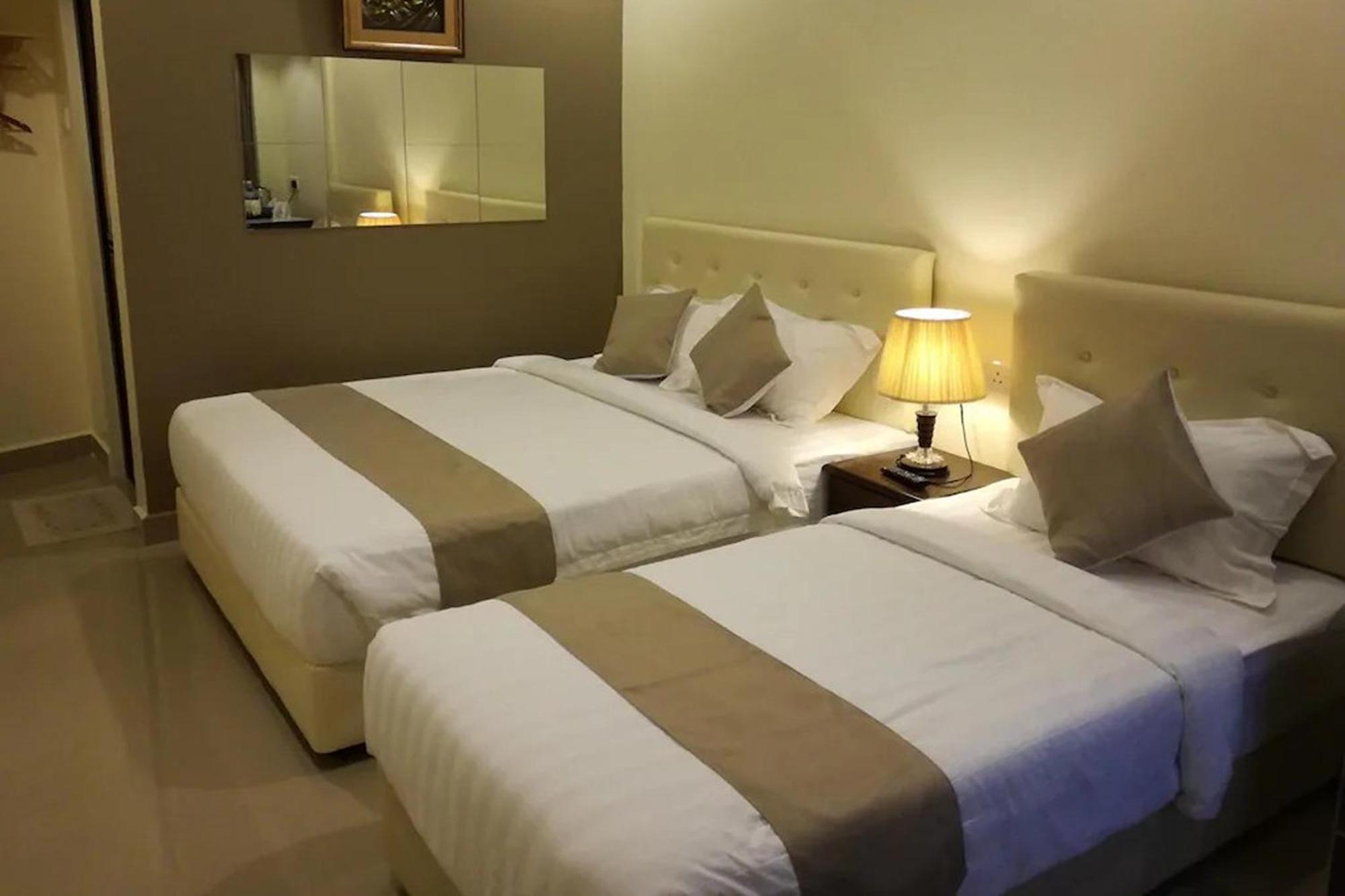 Alsafina Kijal Beach Resort & Restaurant Екстер'єр фото