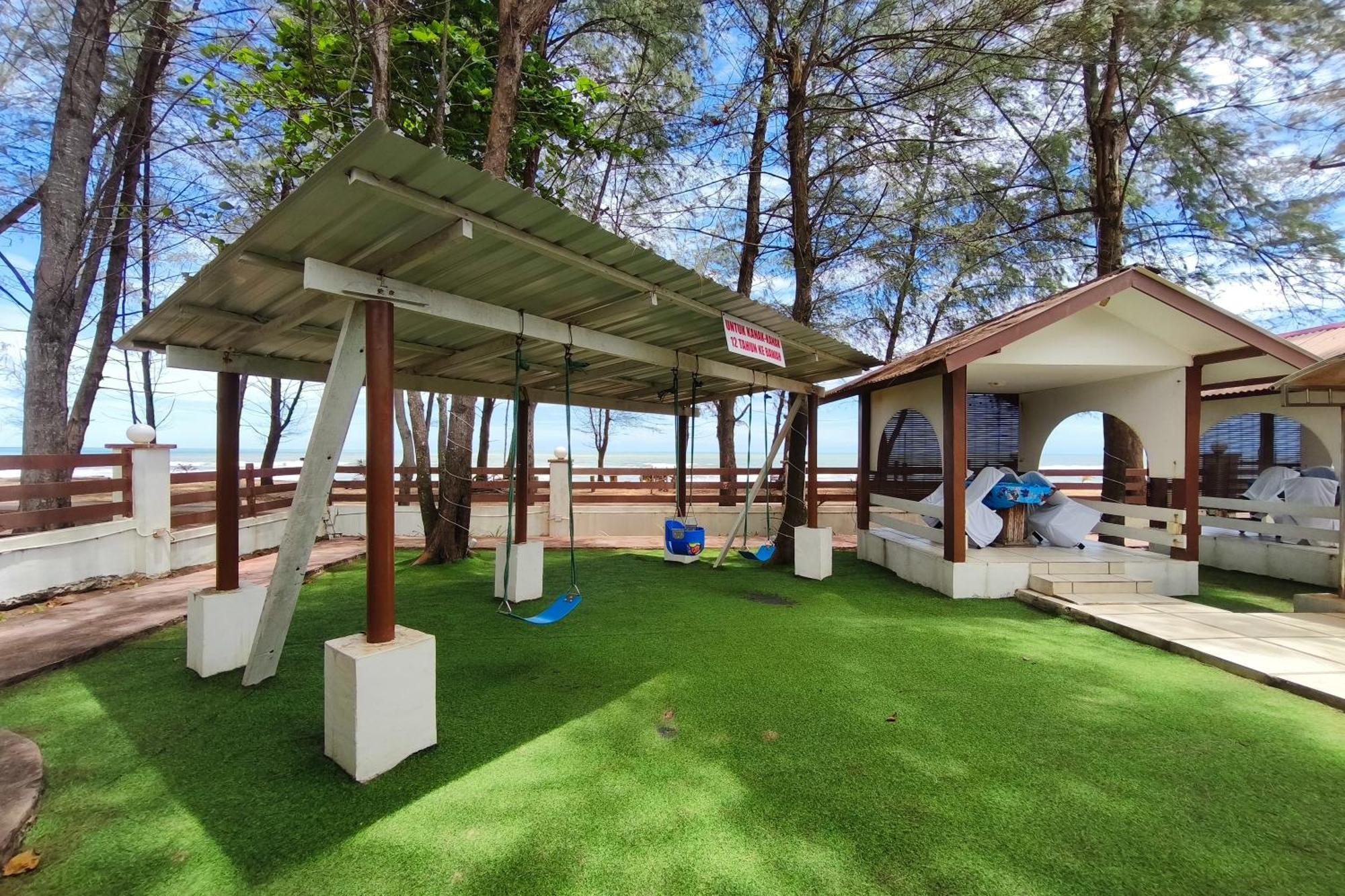 Alsafina Kijal Beach Resort & Restaurant Екстер'єр фото