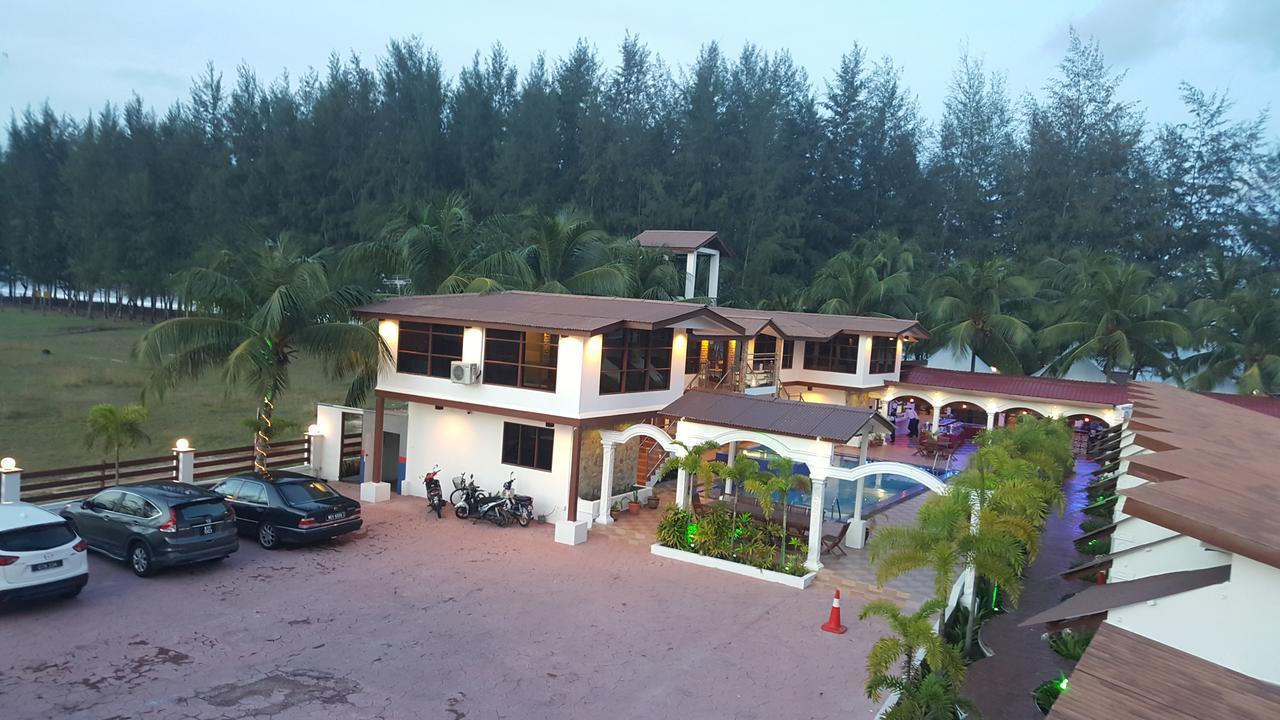 Alsafina Kijal Beach Resort & Restaurant Екстер'єр фото