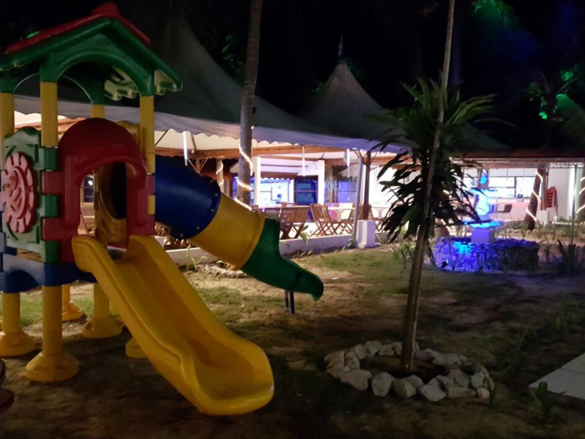 Alsafina Kijal Beach Resort & Restaurant Екстер'єр фото